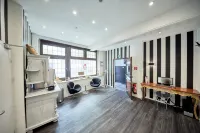 호텔 알트 뒤츠 시티-메스-아레나