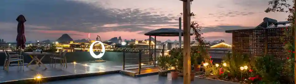A + Yuan Su Hotel