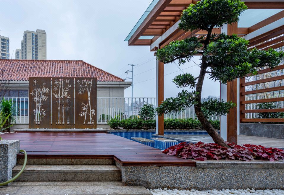 3. 바이성 루이두오..