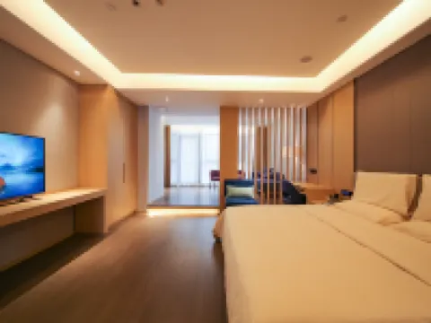 Wuhua Water Moon Skylight Luxury Boutique Hotel Hotel di Wuhua
