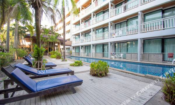 Honey Resort