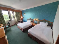 Parkview Hotel Hotels near Jerudong Park Playground