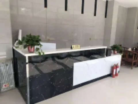 Fangcheng Xiyue Hotel