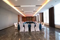 Hongrui Jianguo Hotel Hotels in Changyuan