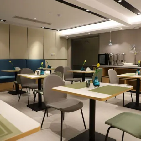 Homeinn Selected Hotel (Chuzhou Tianchang Road Pedestrian Street)