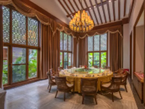 Wuzhishan Yatai Rainforest Hotel Hotels in Wuzhishan