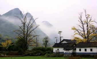 Xing'an Guoyue Hotel