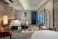 MAISON Hotel Huangxing Pedestrian Street, Nanmenkou Metro Station, No 518 Shuyuan Rd, Changsha Hotel in zona Hunan First Normal College