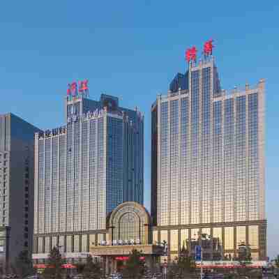 世紀精華大酒店(榆林高新萬達廣場店) Hotel Exterior