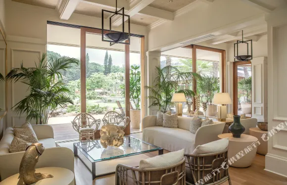 四季度假村，藍艾島智者