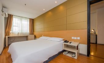 Motel 168 (Shanghai Sinan Road)