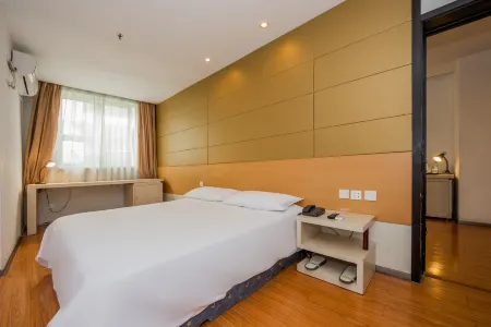 Motel 168 (Shanghai Sinan Road)
