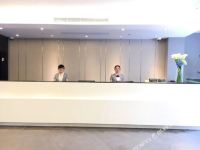 弗思特逸住酒店(上海江苏路地铁站店) - 公共区域