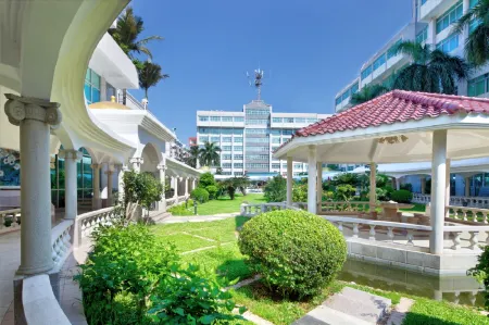 Zengcheng Hotel Отели рядом с достопримечательностью «Huashang College of Guangdong University of Business Studies»