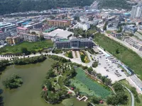 Qiaoshan Binhu Hotel Hotels in Huangling