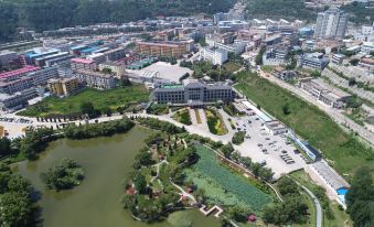 3. 황링 차오산 빈..