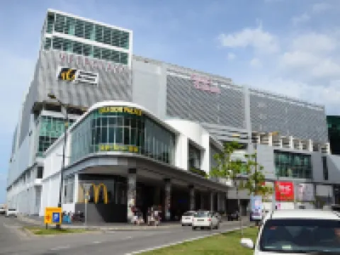 Hotel 7 Suria Hotels in Kota Kinabalu