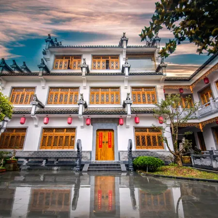 Xiuning Hengjianglou Homestay