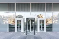 億豪商務飯店公寓（大連北站華南廣場店） 華南廣場/金三角商圈住宿飯店