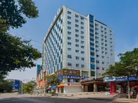Rezen Kingtown Hotel (Chongqing Liangping) Hotels near Liangping Airport