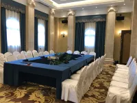 Yunding Castle Hotel (Yingyang Aolunda Tribe) Hotels in Xingyang