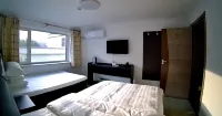 YA SU JIU DIAN Hotels in Zhangzi