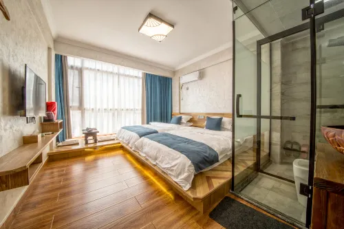 Liuhe Yunju Guesthouse