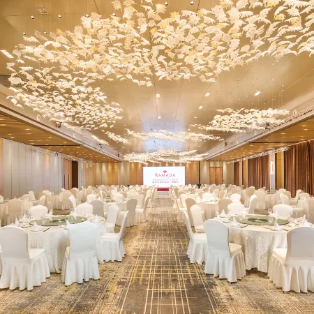 Ramada Plaza by Wyndham Shengzhou City Center