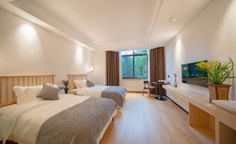 Wuyishan Banshan Villa Homestay (Sangu Resort Area Impression Dahongpao Theater)