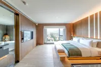 Joyze Hotel Xiamen，Curio Collection by Hilton