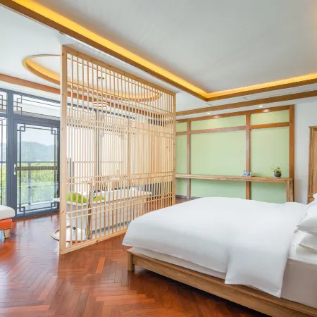 Floral Hotel · Changqingju | Lake Fantasy Family Vacation · Surf‑pool Villa (Qiandaohu Lake)