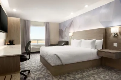 Days Inn by Wyndham Calgary North Balzac Hotels in Rocky View County