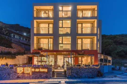 Shengsi Floating Reef · Coffee Seaside Vacation Boutique Accommodation Hotels near Heshangtao Scenic Spot