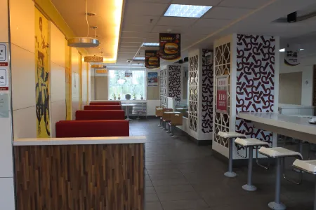 Beiyuan Chunjulong Hotel (Ruoqiloulan Museum Branch)