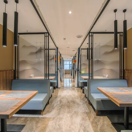 Nanyang Mingmen future smart hotel