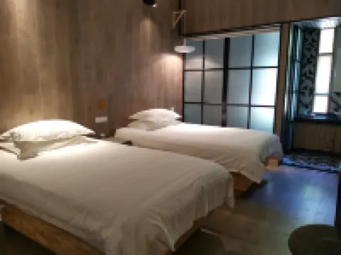 Shanmi Jingju (Foping Branch) Hotels in Foping County
