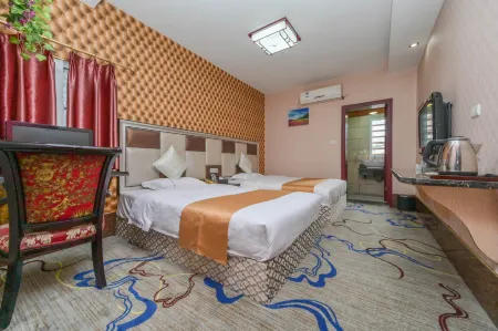 Quxian Century Sunshine Hotel-The West Hotel Отели в г. Цюйсянь