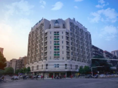 Magnotel Hotel (Wuhan Wushang Dream Times Baotong Temple Subway Station) Hotels near Baotong Temple