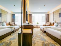 星程酒店(民和六洲国际店) - 高级双床房