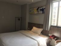 安曼森精品酒店(萍乡步行街店) - 优选大床房
