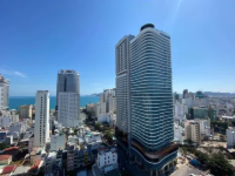 Regalia Gold Hotel Hotels near Nha Trang Station