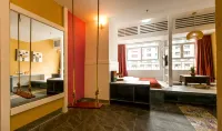 Nashanmen Boutique Inn (Sanya Bay Pedestrian Street)
