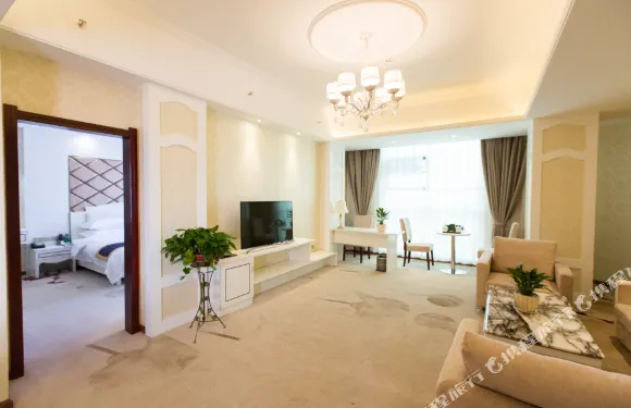 施甸金布朗大酒店