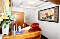 Station hotel