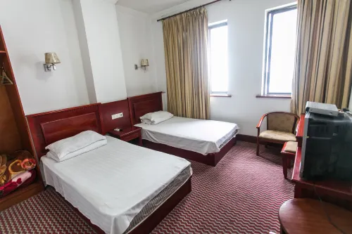 Kunshan Tianlun Hotel - Bintang 2