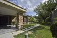 Red Mansion Guest House Beijing Hotel a 