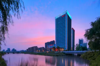 Kingford Hotel Hotel di Jiaxing