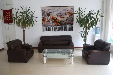 Ying Du Hotel Отели рядом с достопримечательностью «Jishan Township, Taizhou»