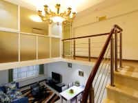 广州迈哈顿酒店公寓 - 复式舒适家庭房