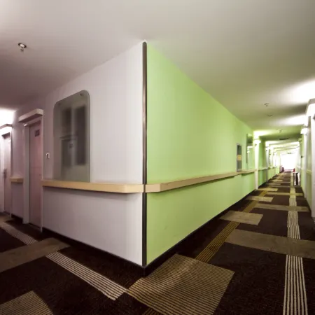Leju Express Hotel